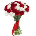 Букеты из белых и красных гвоздик