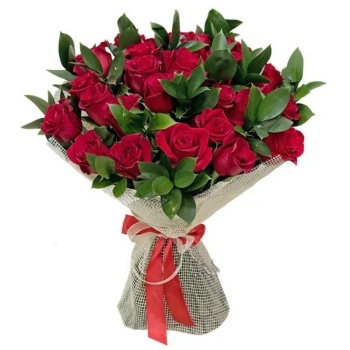 Букет из 35 красных роз "Леонора"