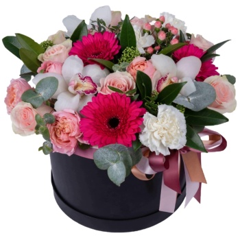 Букет сборный в коробке "Дженни"